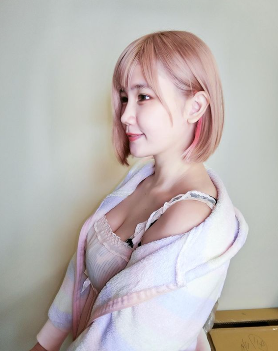 IG奶帳apriltong4444