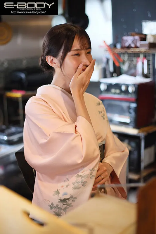 AV女優佐野秋帆